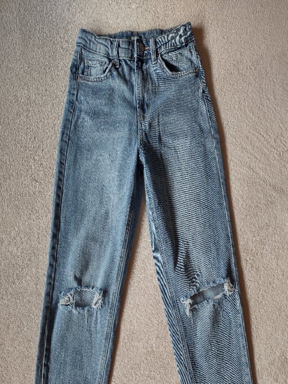 Wild Fable Distressed High-Rise Jeans – Light Wash – Women’s